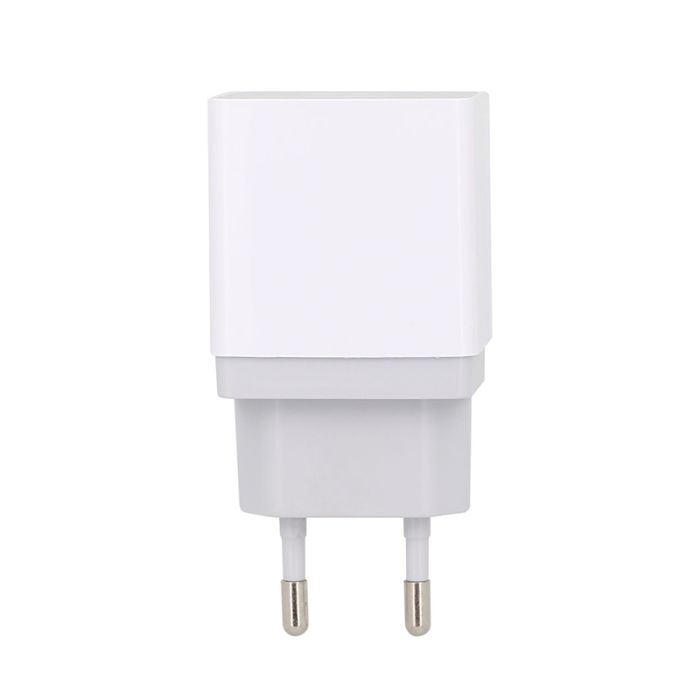 Cargador de red FUJIONKYO a 2 USBs 2,4A blanco