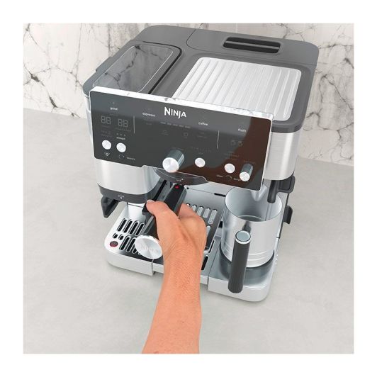 Cafetera Expresso para grano NINJA Luxe Café Essential ES501EU