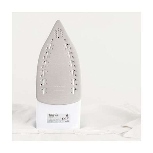 Plancha vapor TAURUS BALTIC 2400